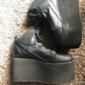 YRU Qozmo Hi-Platform Shoes - Black